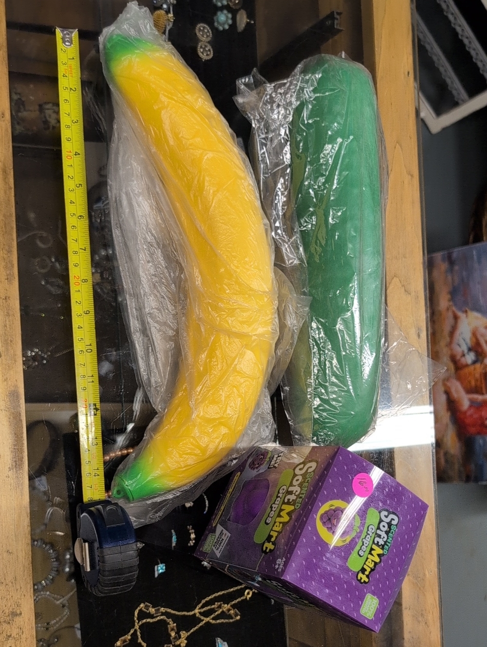 Jumbo Set Banana, Pickle And Grapes